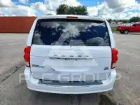 2015 Dodge CARAVAN фото