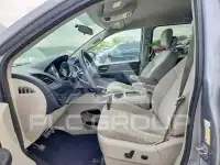 2015 Dodge CARAVAN фото