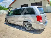 2015 Dodge CARAVAN фото