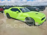 2015 Dodge CHALLENGER photo