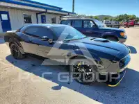 2015 Dodge CHALLENGER фото
