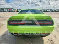 2015 Dodge CHALLENGER photo