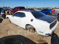 2015 Dodge CHALLENGER фото