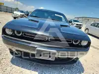 2015 Dodge CHALLENGER photo