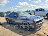 2015 Dodge CHALLENGER photo