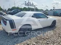 2015 Dodge CHALLENGER фото