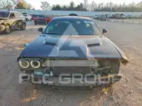 2015 Dodge CHALLENGER photo
