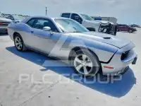 2015 Dodge CHALLENGER photo
