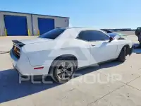 2015 Dodge CHALLENGER photo
