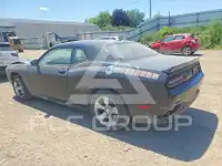 2015 Dodge CHALLENGER photo