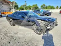 2015 Dodge CHALLENGER photo