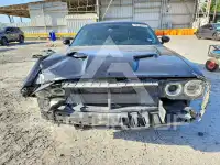 2015 Dodge CHALLENGER photo