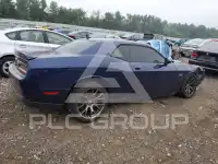 2015 Dodge CHALLENGER photo
