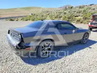 2015 Dodge CHALLENGER photo