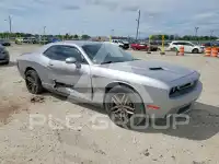 2015 Dodge CHALLENGER photo