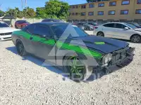 2015 Dodge CHALLENGER photo