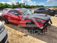 2015 Dodge CHALLENGER photo