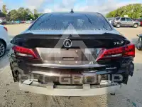 2015 Acura TLX photo