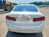 2015 Acura TLX photo