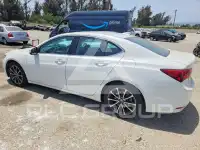 2015 Acura TLX photo