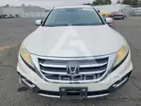 2015 Honda CROSSTOUR photo