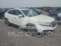 2015 Honda CROSSTOUR photo