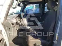 2015 Jeep WRANGLER фото