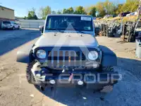 2015 Jeep WRANGLER фото