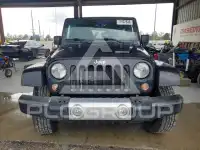 2015 Jeep WRANGLER фото