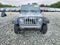 2015 Jeep WRANGLER фото