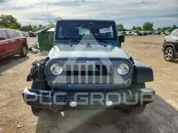 2015 Jeep WRANGLER фото