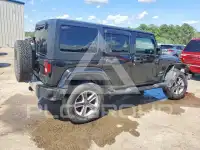 2015 Jeep WRANGLER фото