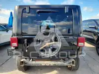 2015 Jeep WRANGLER фото