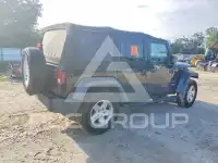 2015 Jeep WRANGLER фото