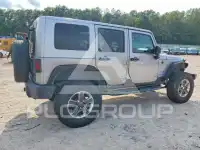 2015 Jeep WRANGLER фото