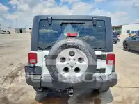 2015 Jeep WRANGLER фото