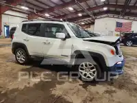 2015 Jeep Renegade photo