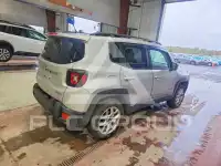 2015 Jeep Renegade photo