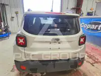 2015 Jeep Renegade photo