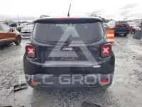 2015 Jeep Renegade photo