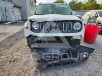 2015 Jeep Renegade photo