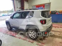 2015 Jeep Renegade photo