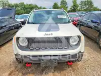 2015 Jeep Renegade photo