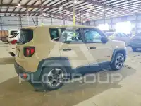 2015 Jeep Renegade фото
