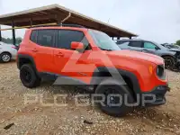 2015 Jeep Renegade photo