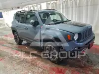 2015 Jeep Renegade photo