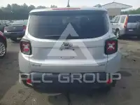 2015 Jeep Renegade photo