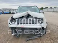 2015 Jeep Renegade photo