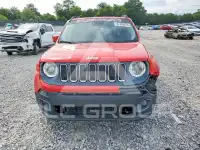 2015 Jeep Renegade photo