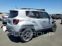 2015 Jeep Renegade photo